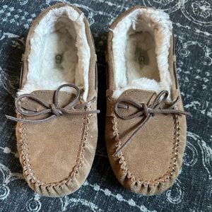 UGG loafers size 4